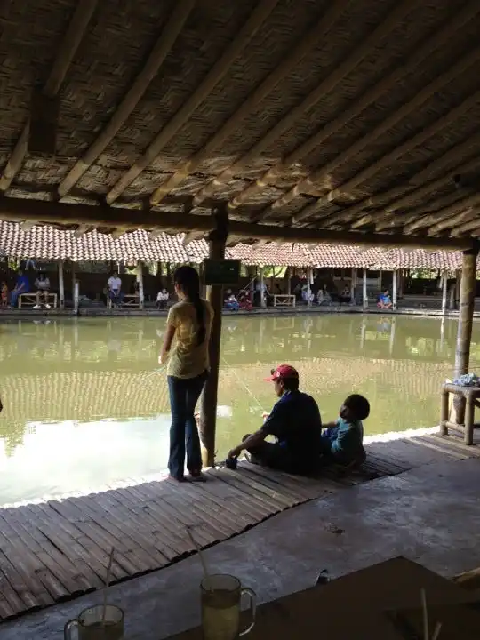 Gambar Makanan Kangen Desa Resto 9