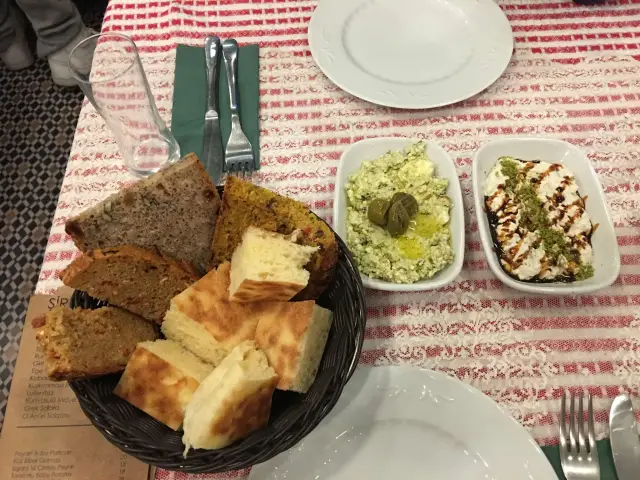 Şiraz Restaurant'nin yemek ve ambiyans fotoğrafları 10