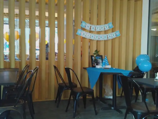 Gambar Makanan Labore Coffee Eatery 9