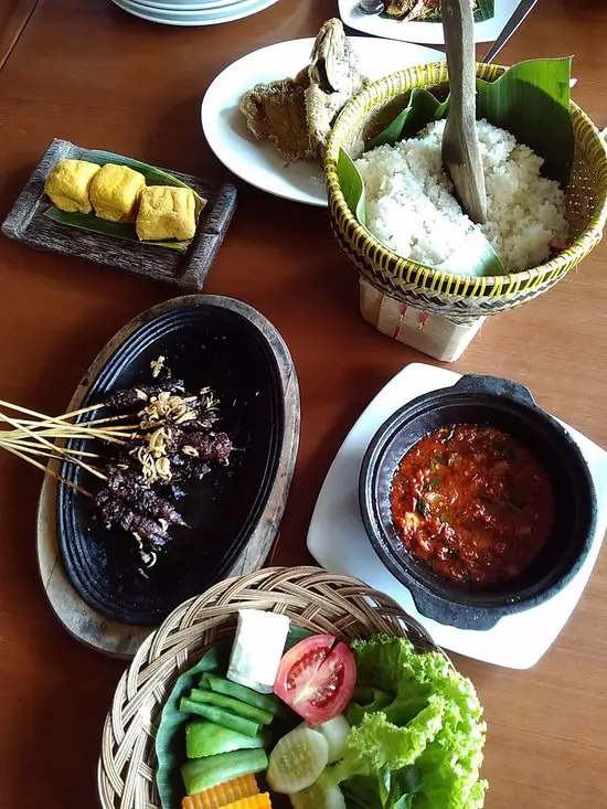 Gambar Makanan Sindang Reret Restaurant Karawang 3