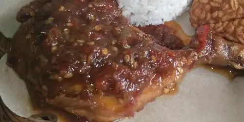 Ayam Penyet Sambel Beledak, Sukajadi