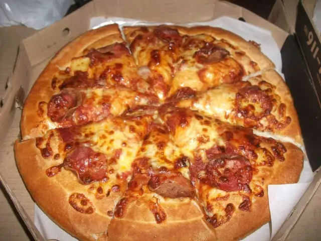 Pizza Hut Food Photo 10