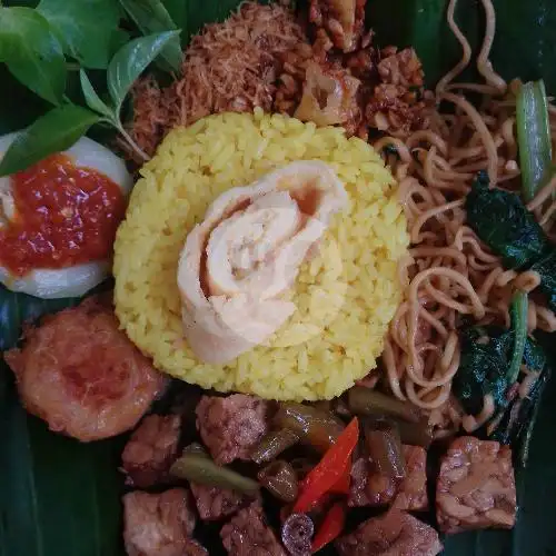 Gambar Makanan Pecel Pincuk Dieng, Sukun 3