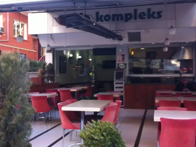 Cafe Kompleks'nin yemek ve ambiyans fotoğrafları 2