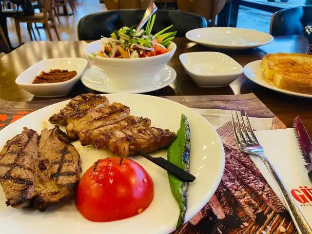 Gül Et Restaurant & Kasap'nin yemek ve ambiyans fotoğrafları 1