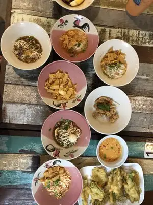 Aroi Thai Boat Noodle &amp; Street Food