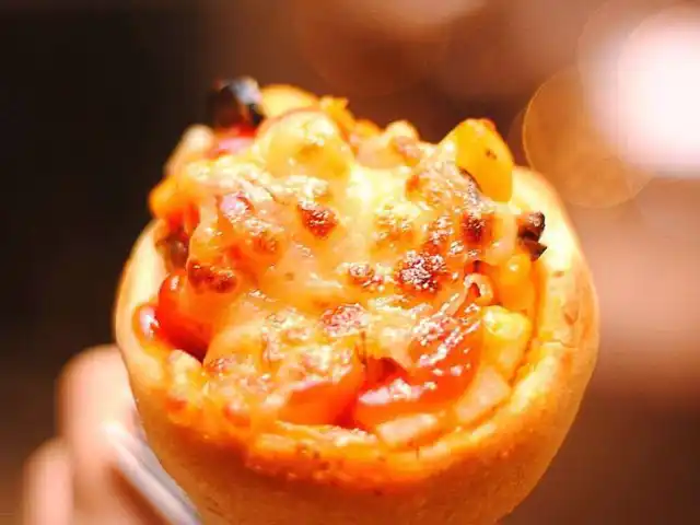 Gambar Makanan Classic Pizza Cone 3