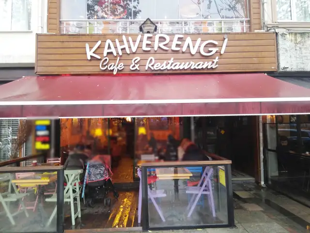 Kahverengi Cafe'nin yemek ve ambiyans fotoğrafları 2