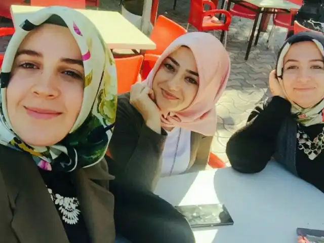 Aritmi Cafe Yemek Salonu