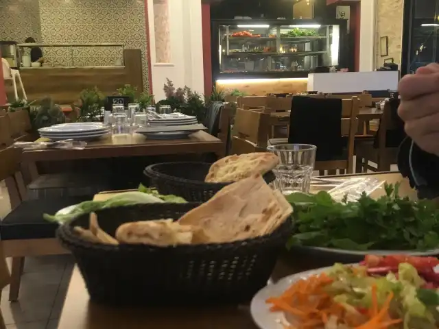 Mersinli Usta Cigerci'nin yemek ve ambiyans fotoğrafları 9