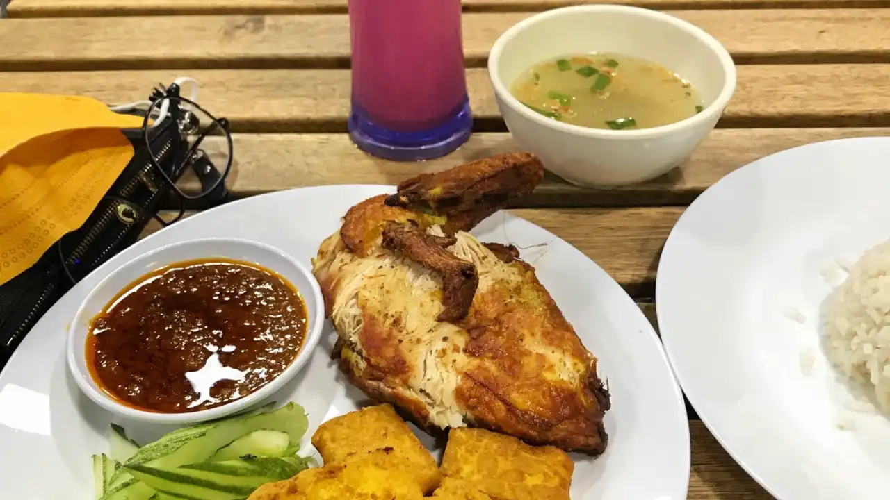 Kedai Makan Abang Tukang Masak