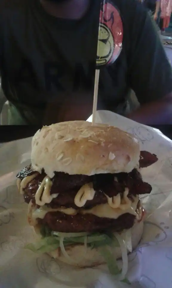 Burger Bakar Kaw Kaw Food Photo 15