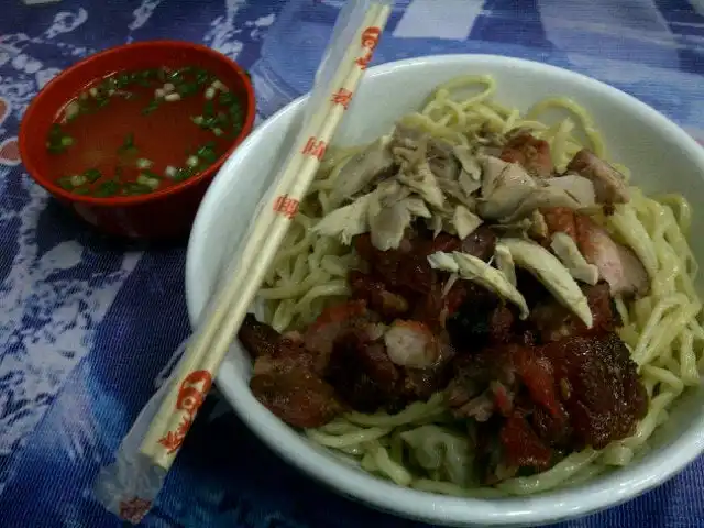Gambar Makanan Mie Ujung Pandang HD & Inge Chen 3