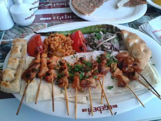 Egeby Ocakbasi & Balik Restaurant'nin yemek ve ambiyans fotoğrafları 1