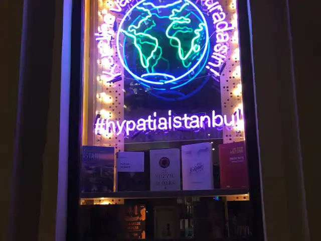 Hypatia İstanbul Kitabevi & Cafe'nin yemek ve ambiyans fotoğrafları 14