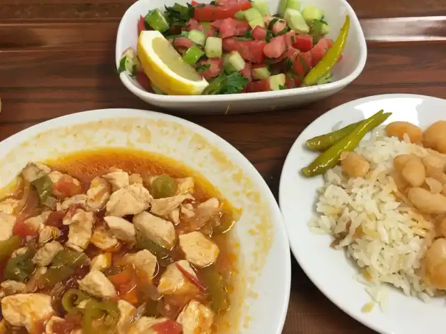 Emirhan Lezzet Dunyasi'nin yemek ve ambiyans fotoğrafları 9