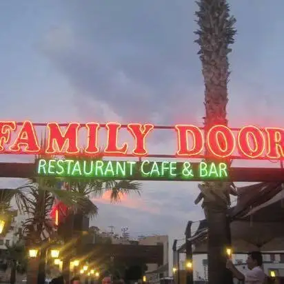 Family Door restaurant karoke pub'nin yemek ve ambiyans fotoğrafları 7