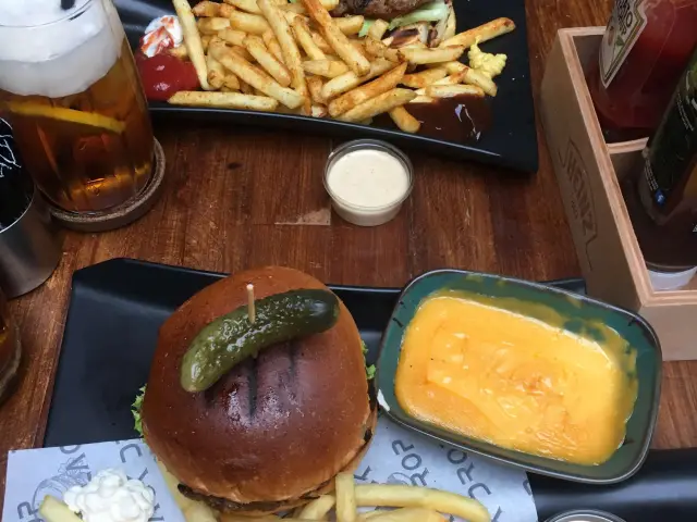 Black Drop Burger'nin yemek ve ambiyans fotoğrafları 29
