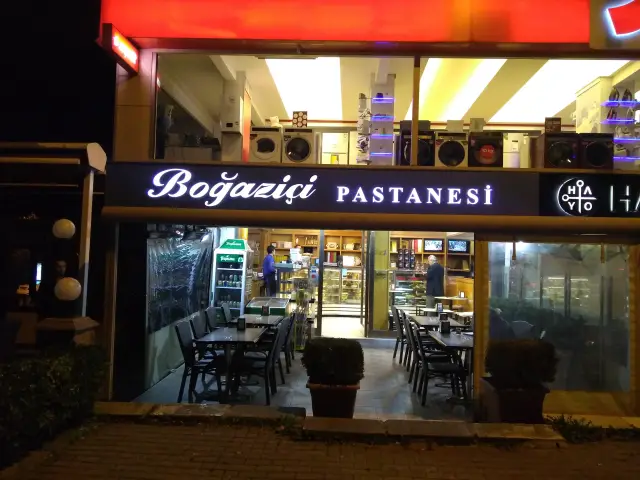 Boğaziçi Pastanesi'nin yemek ve ambiyans fotoğrafları 2