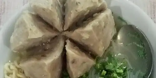 Bakso Widuri Solo, Panjang Arteri Kelapa Dua