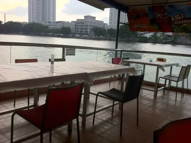 Gambar Makanan Seafood Terrace 5