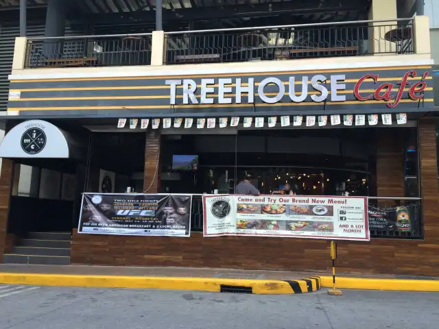 Treehouse Tavern Food Photo 3