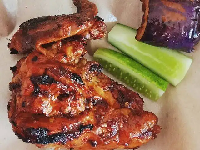 Gambar Makanan Ayam Lepaas 8