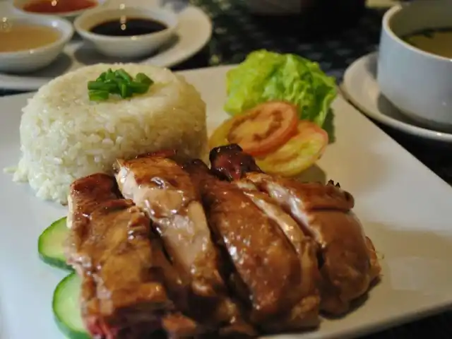 Las Ramblas - Berjaya Makati Hotel Food Photo 11