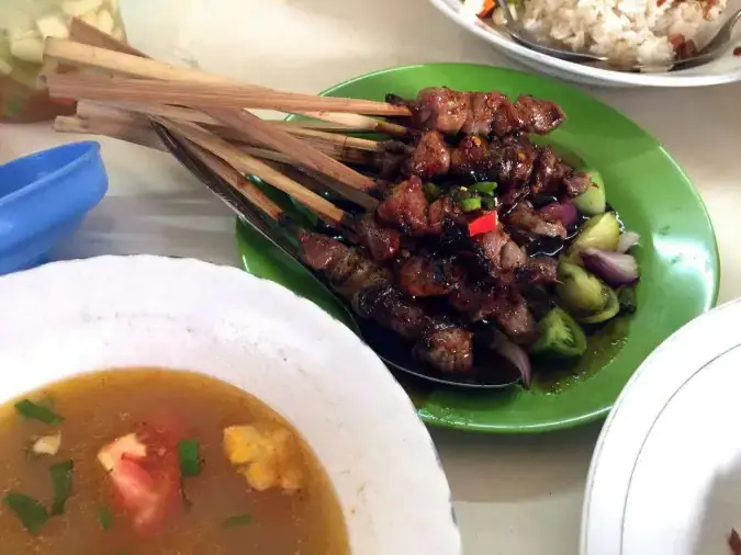 Warung Sate Tegal Yayan Gondrong