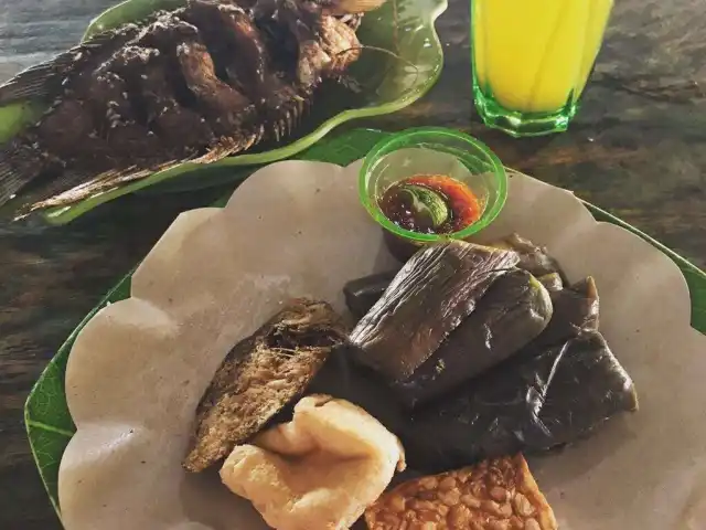 Gambar Makanan Nasi Tempong Indra 11