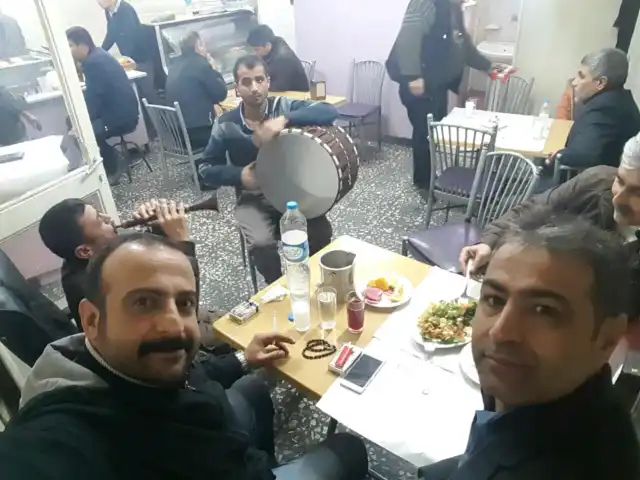 Halil Usta Ocakbaşı Kebap'nin yemek ve ambiyans fotoğrafları 2