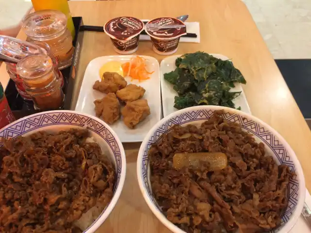 Gambar Makanan Yoshinoya (吉野家) 14