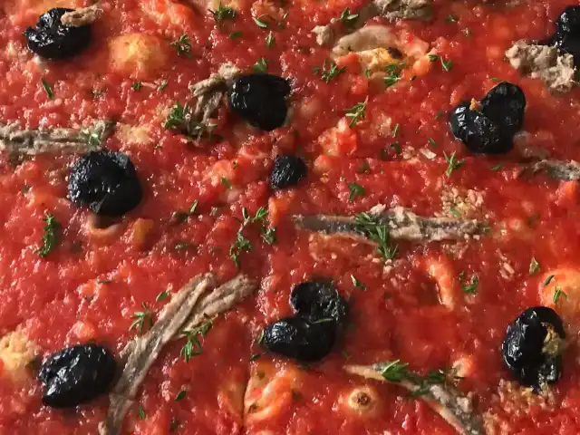 Pizzeria C'e'nin yemek ve ambiyans fotoğrafları 50
