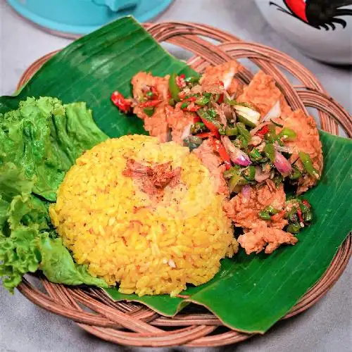 Gambar Makanan Nasi Kuning Ny. Sioe, PIK 9