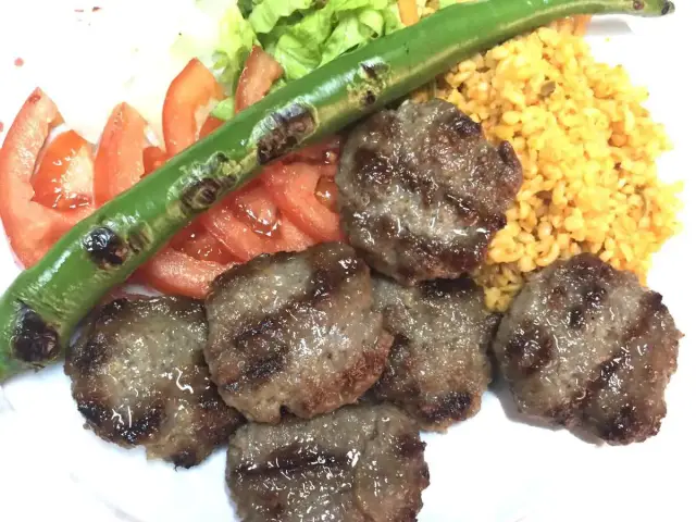 Kalenderoğlu Köfte'nin yemek ve ambiyans fotoğrafları 8