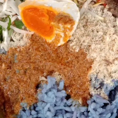 Nasi Kerabu & Nasi Kukus Rawang