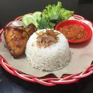 Gambar Makanan Ayam Bakar Taliwang Pak Mbut, Weleri 11