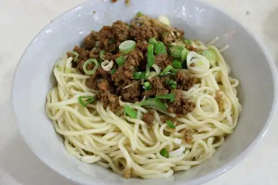 Rumah Makan Naripan (aka. Bakmi Naripan)