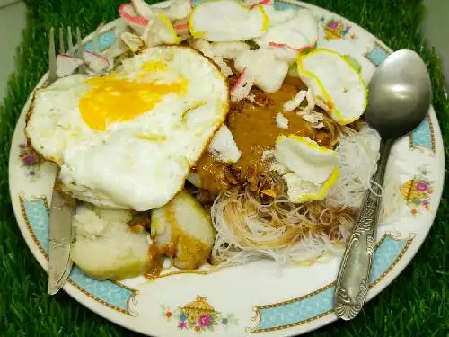 Seblak Bihun Goreng, Warung Opung