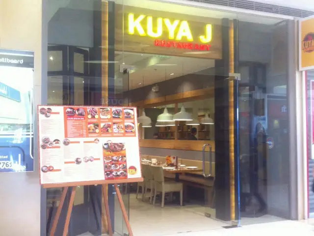 Kuya J Food Photo 4
