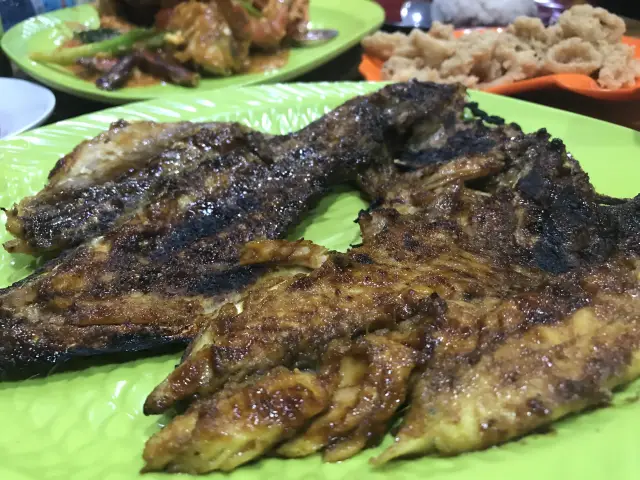 Gambar Makanan Tanjung Seafood 14