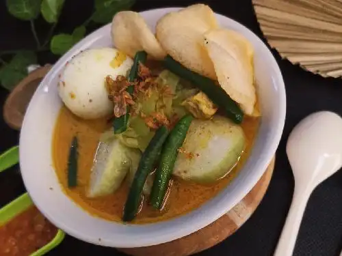 Lontong Sayur Dan Nasi Uduk Inara, Srandakan