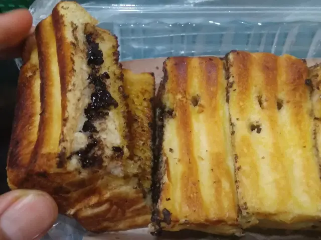 Gambar Makanan Roti Bakar Paris Van Java 3