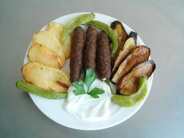 Baha Restaurant'nin yemek ve ambiyans fotoğrafları 2