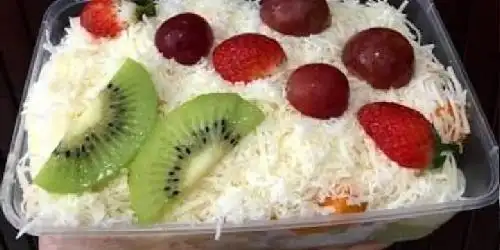 Salad buah Mama Embul, Sudirman