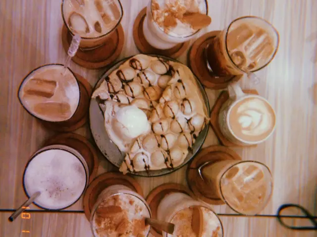 Gambar Makanan Kama Coffee & Eatery 10