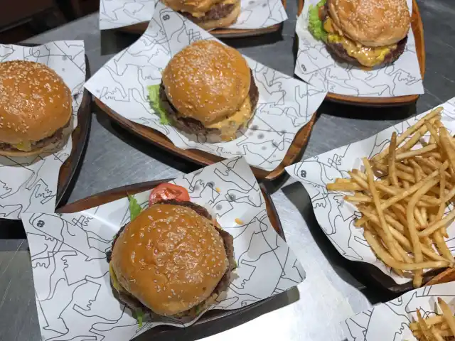 8 Cuts Burger Blends Food Photo 13