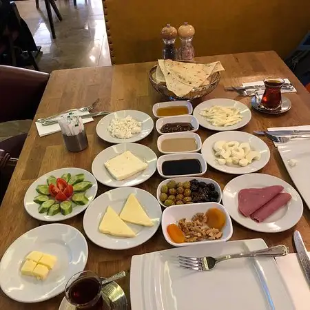 Otantik Anadolu Yemekleri'nin yemek ve ambiyans fotoğrafları 2