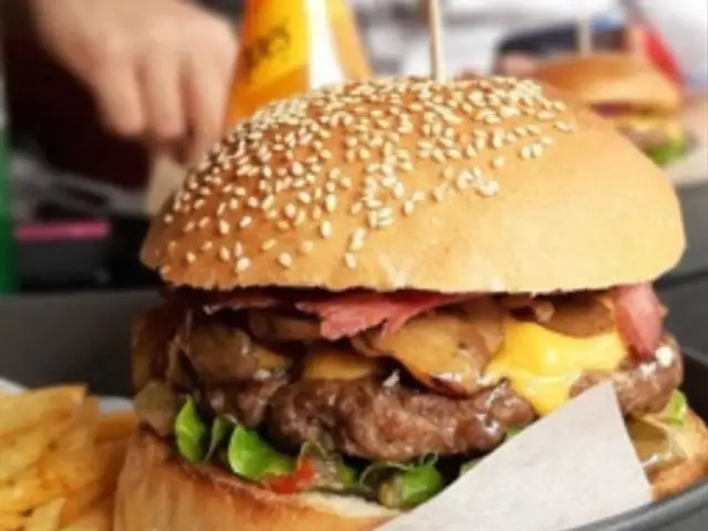 Kansas Burger'nin yemek ve ambiyans fotoğrafları 1