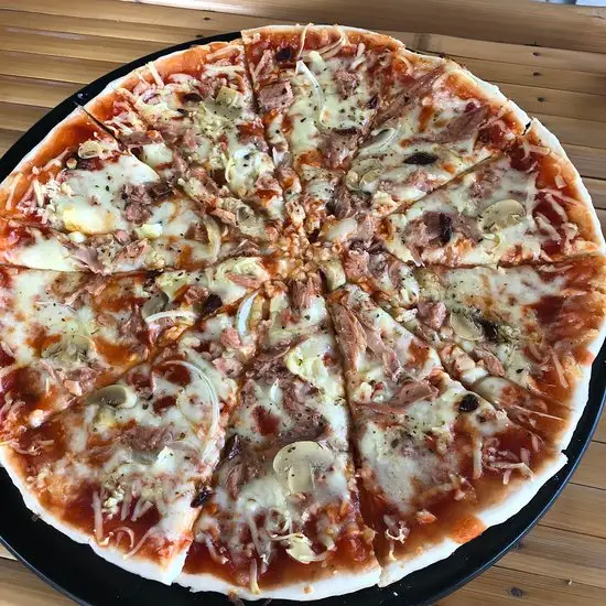 Tintay's Pizza